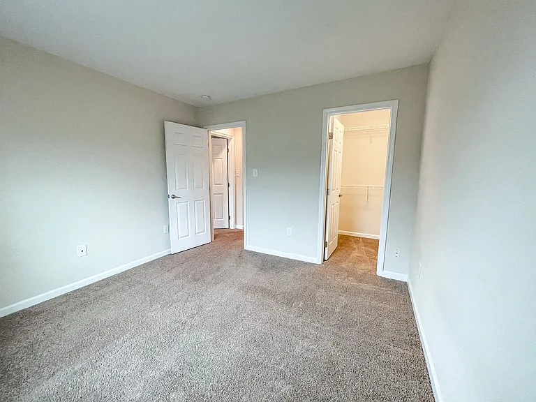 120 Kelly St — Photo 47