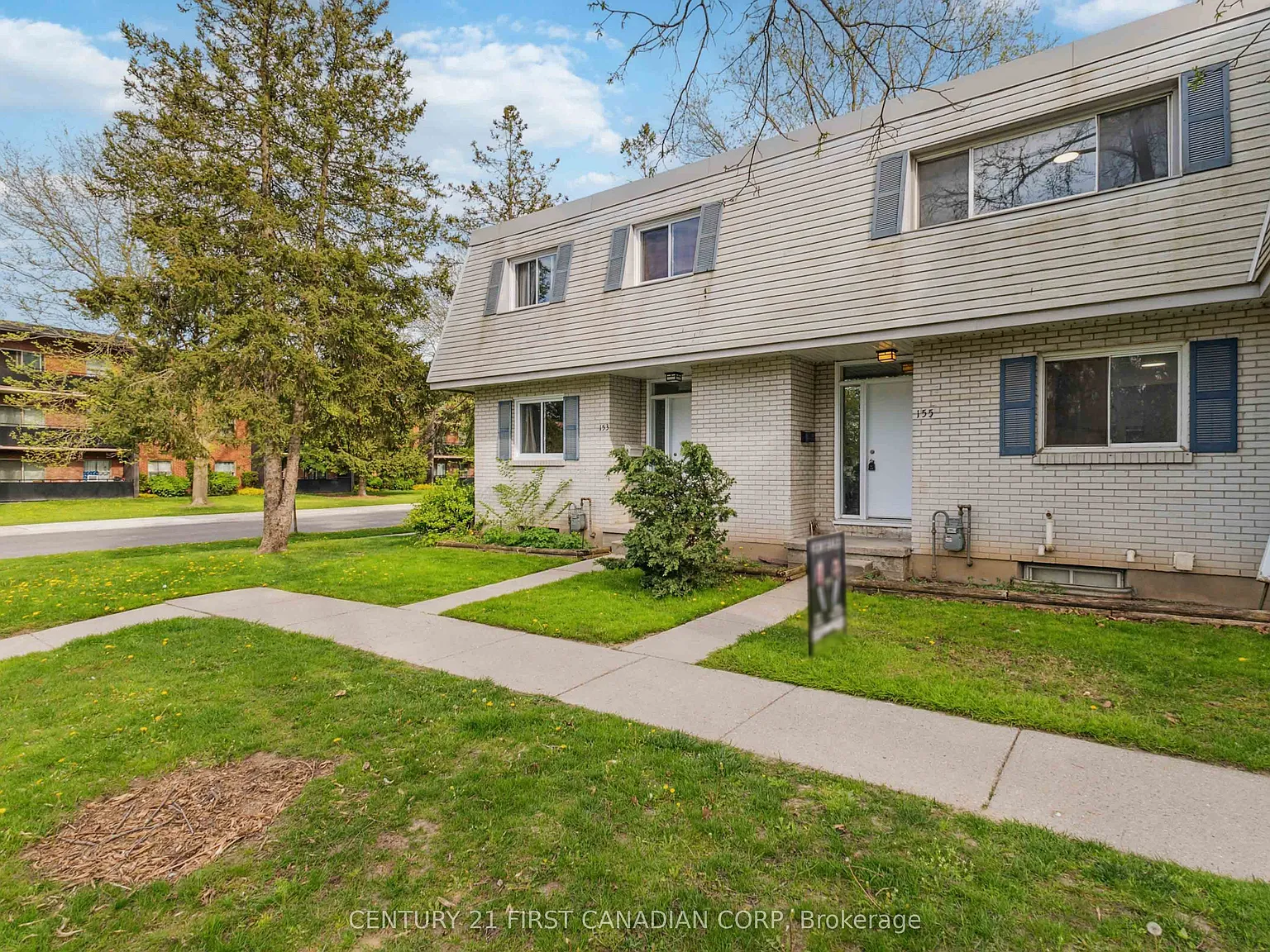3 bed, $2,200 — Photo 4