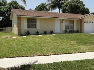 7281 Willow Spring Cir N, Boynton Beach, FL 33436