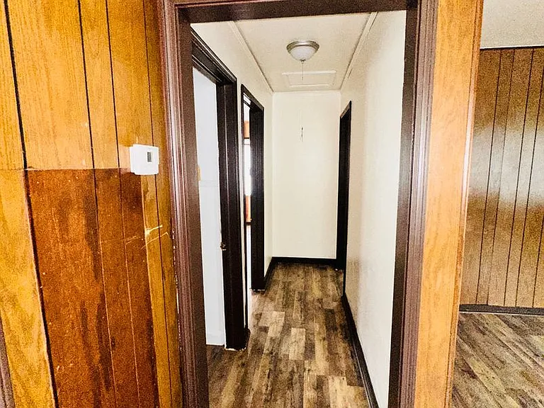 1317 S Main St — Photo 10