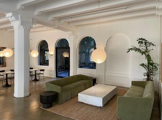 Guardian Arms, Los Angeles, CA 90027