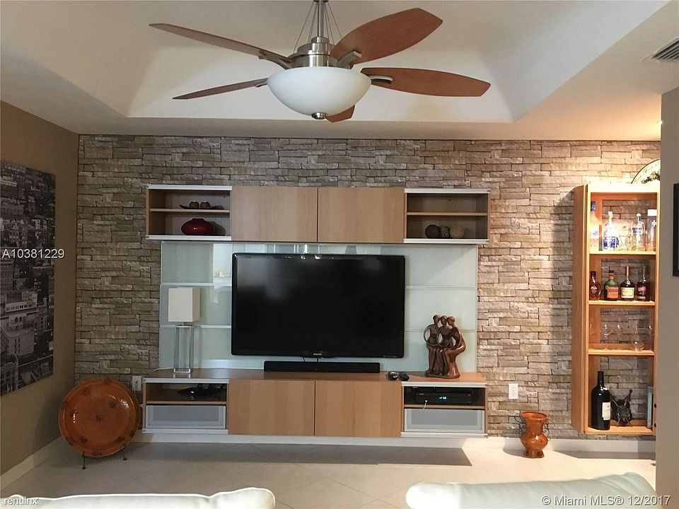 PIC3