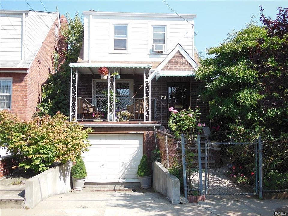 1st image of 2722 Colden Ave