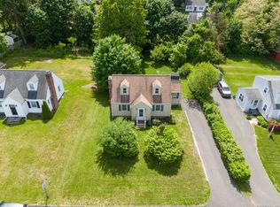 82 Vernon Center Hts, Vernon, CT 06066