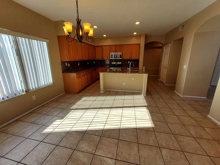 17421 W Papago St — Photo 3