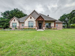 100 Robins Ln, Combine, TX 75159