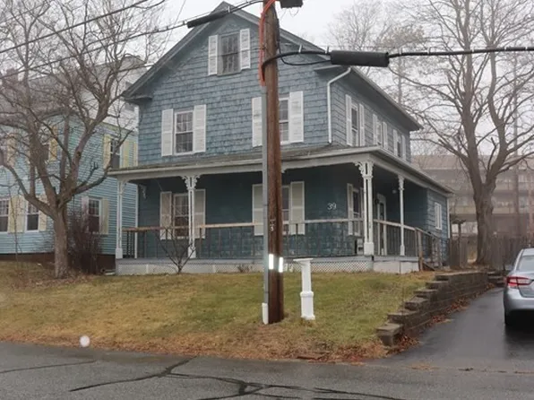 39 Grove St, Leicester, MA 01524