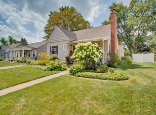 438 N Elm Ave, Elmhurst, IL