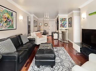 245 E 54th St APT 3A, New York, NY 10022