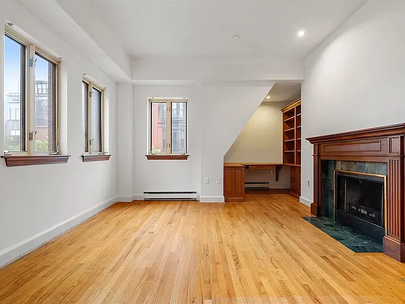 1 bed, 1.0 bath, $1,980 — Photo 2