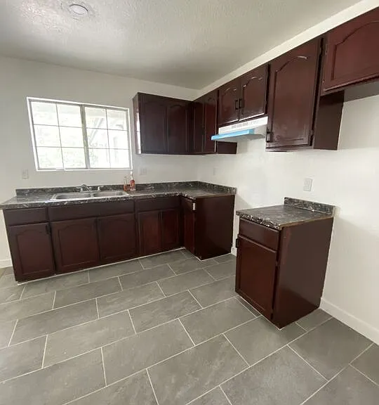4214 Avalon Blvd #8 — Photo 3