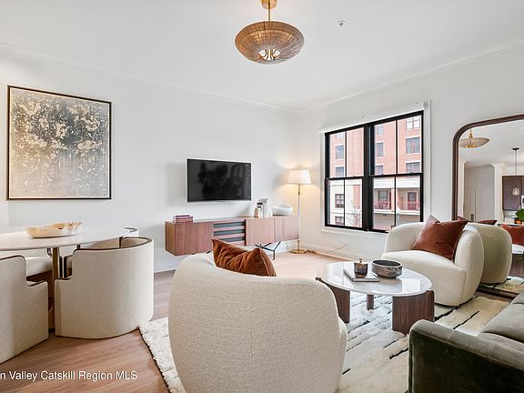 4th image of 30 Lake Avenue Unit 317