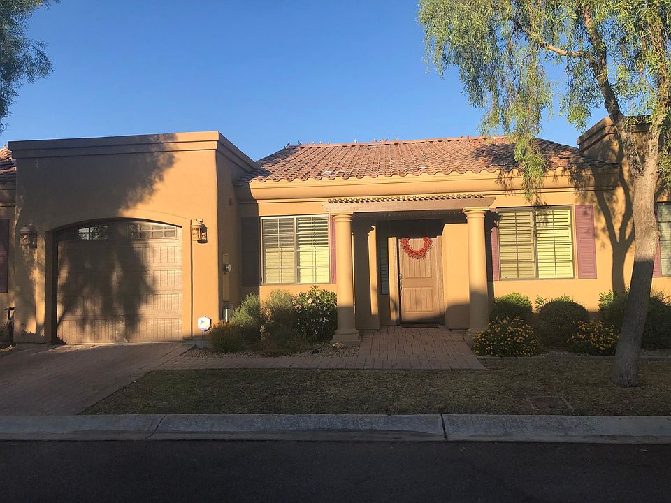 Front of Condo. Quiet and located down an end street