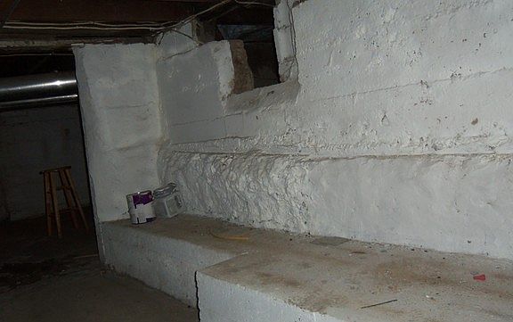 4th image of 557 Broadway St