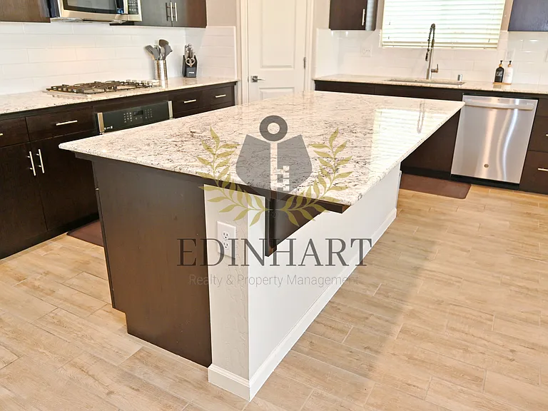 502 S Traverse Dr — Photo 9