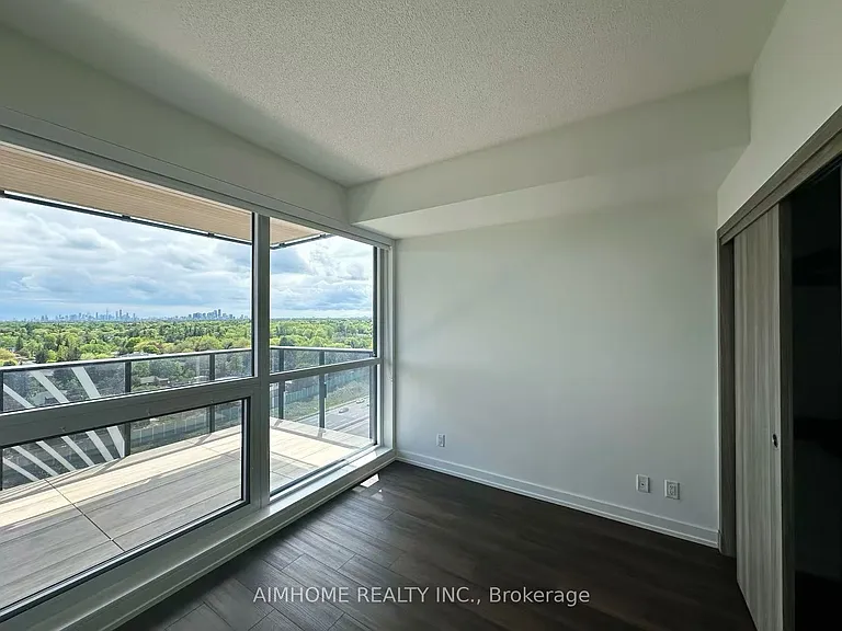 27 McMahon Dr #1705 — Photo 15