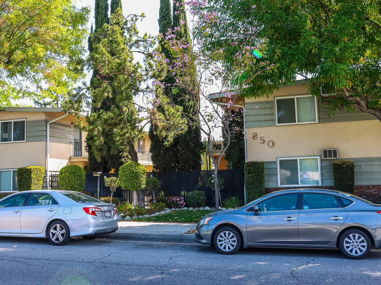 Rosemead Villas — Photo 4