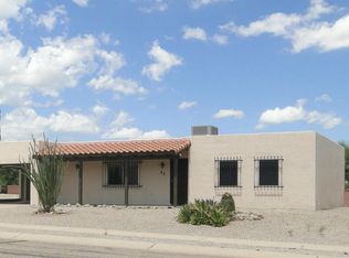 32 W Calle Melendrez, Green Valley, AZ 85614
