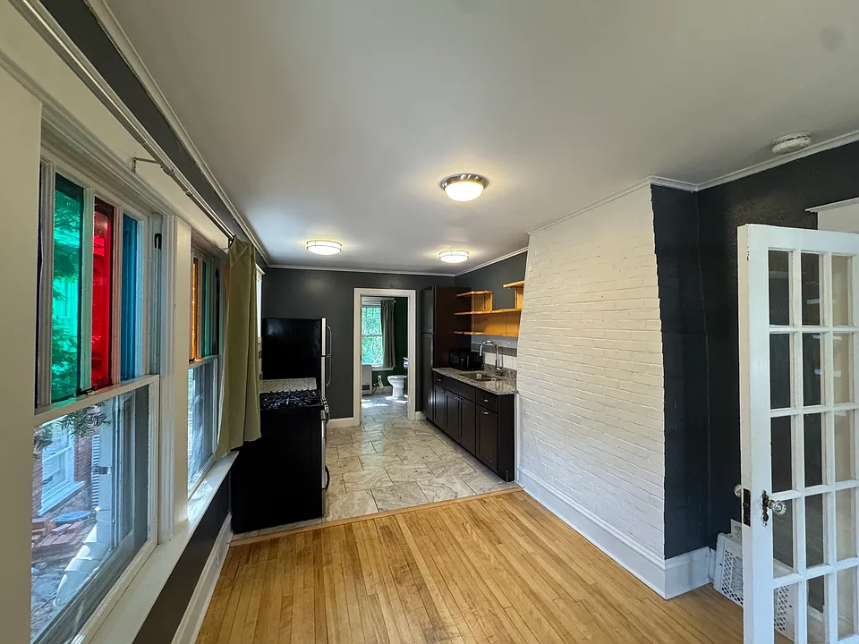 361 S Winooski Ave #2