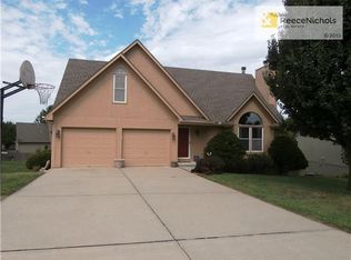 4504 NE Webster Dr, Lees Summit, MO 64064