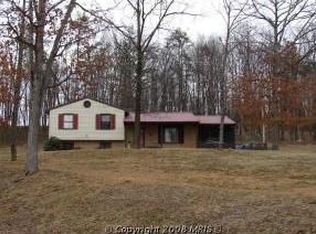 12199 Winchester Grade Rd, Berkeley Springs, WV 25411