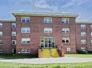 41 Jones Hill Rd APT 201, West Haven, CT 06516
