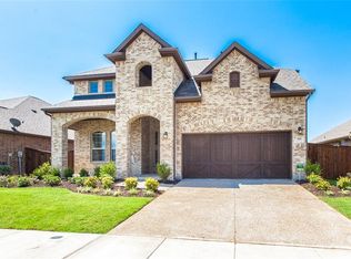 800 Wilmington Ln, Aubrey, TX 76227