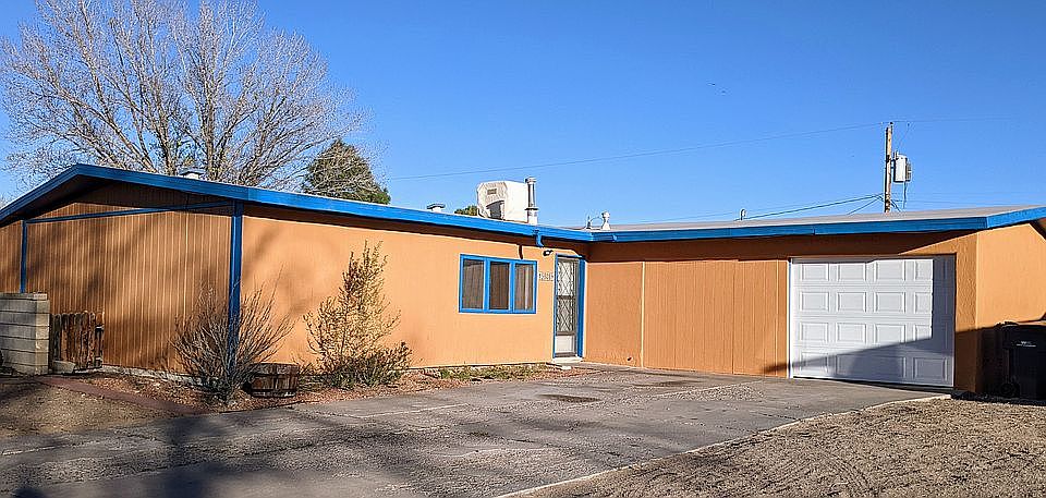 1st image of 5808 Plaza Paseo St NW