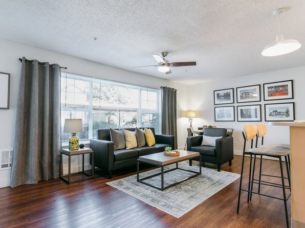 90 Commons Dr #2-463690