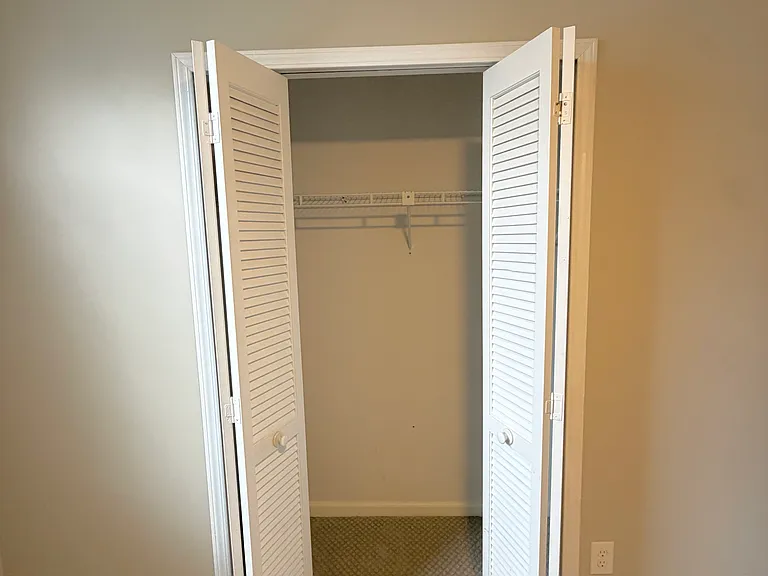 14174 Hampton Falls Dr N — Photo 14