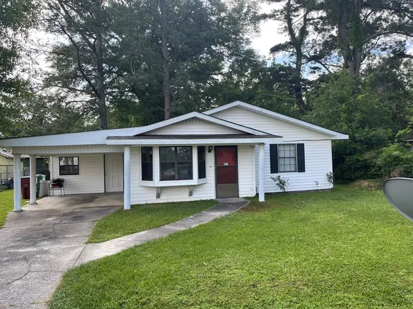 116 Forest St, Picayune, MS 39466