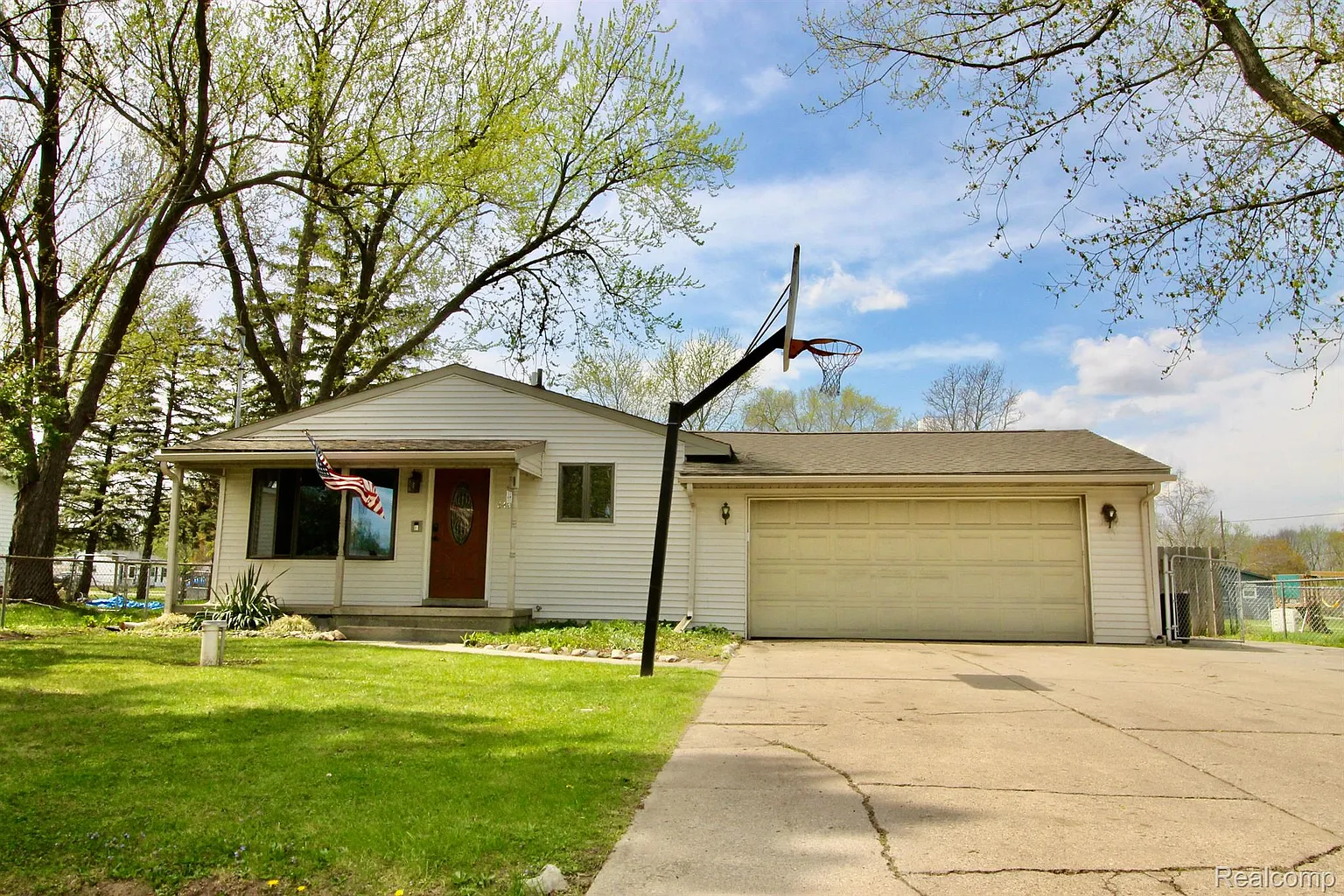 4434 Sheldon Ln photo 1
