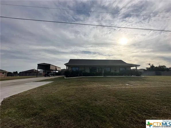 3195 W Amity Rd, Salado, TX 76571