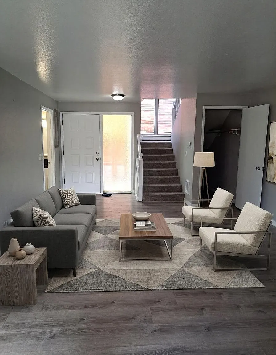 2 bed, 1.5 bath, 1372 sqft, $2,285 — Photo 1