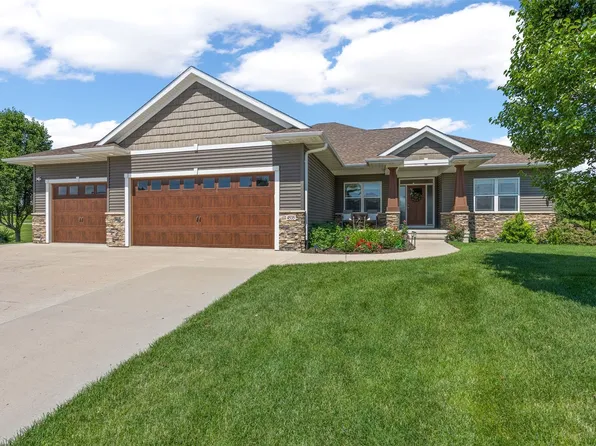4535 Par Cir, Marion, IA 52302