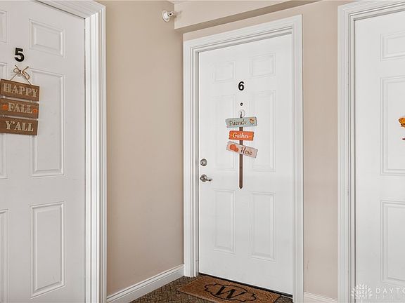 4th image of 1599 Eden Park Dr APT 6