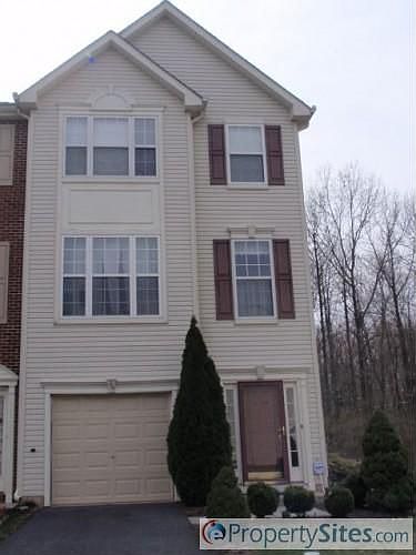 1st image of 26 Dolmen Ln