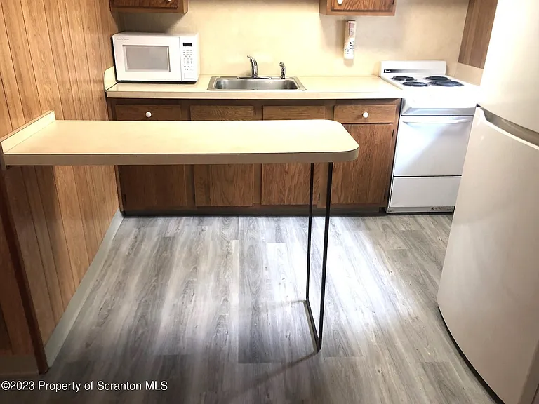 1817 Ash St #B — Photo 3