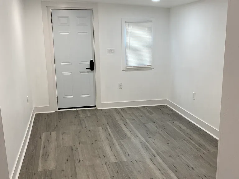 710 N Fulton Ave — Photo 7