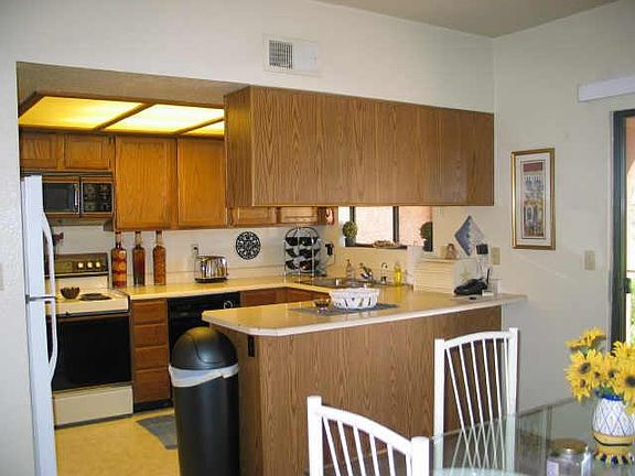3rd image of 2524 S El Paradiso Drive #81