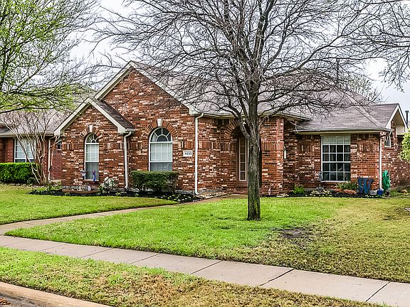 2nd image of 11233 Clover Knoll Dr