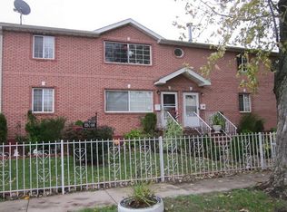 23058 Lansing Ave, Rosedale, NY 11413