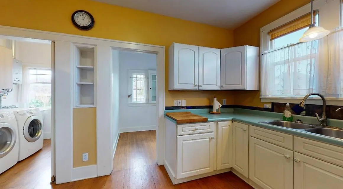2 bed, 1.5 bath, 1230 sqft, $2,000 — Photo 4