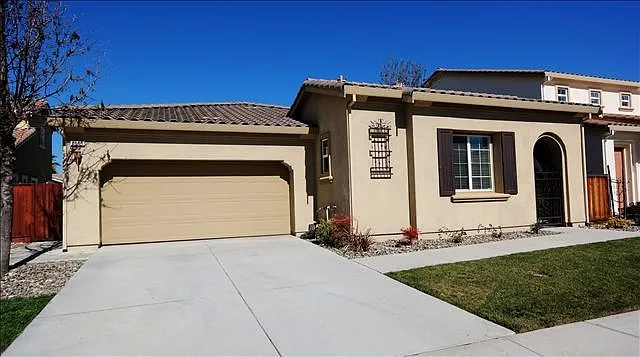 2109 Frank Blondin Ln photo 1