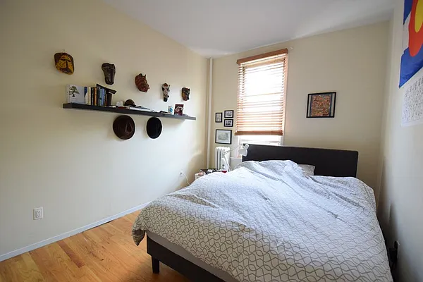 Rented by Rolling Stone Realty LLC | media 12