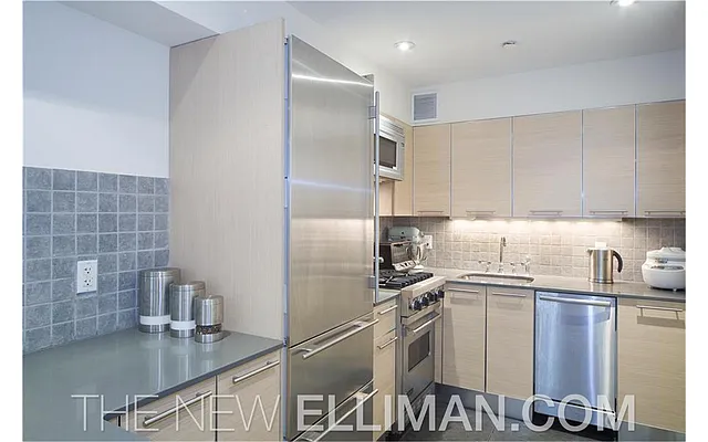 Rented by Douglas Elliman | media 25