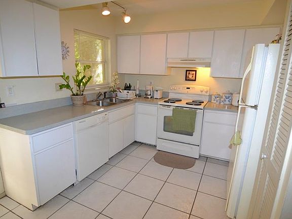 2nd image of 1432 Upshaw Ter