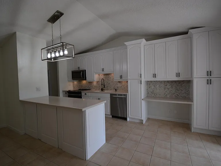 1379 Pinetta Cir — Photo 2