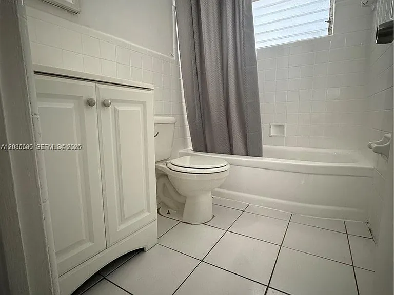 1611 West Ave #10 — Photo 4