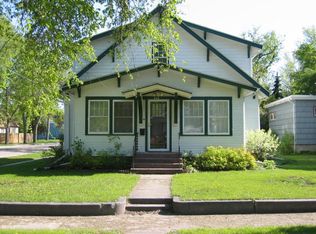 724 5th St NE, Devils Lake, ND 58301